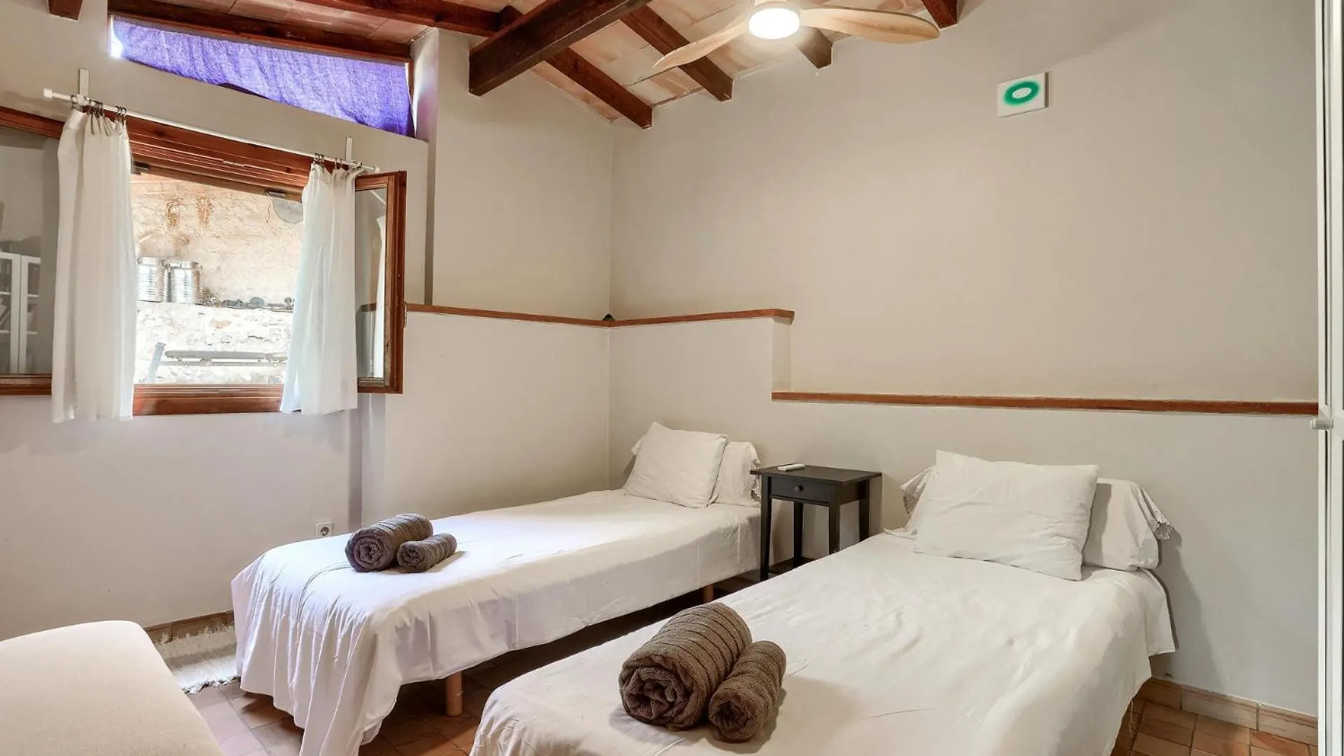 Can Monget By Rentallorca Petra  Country house
