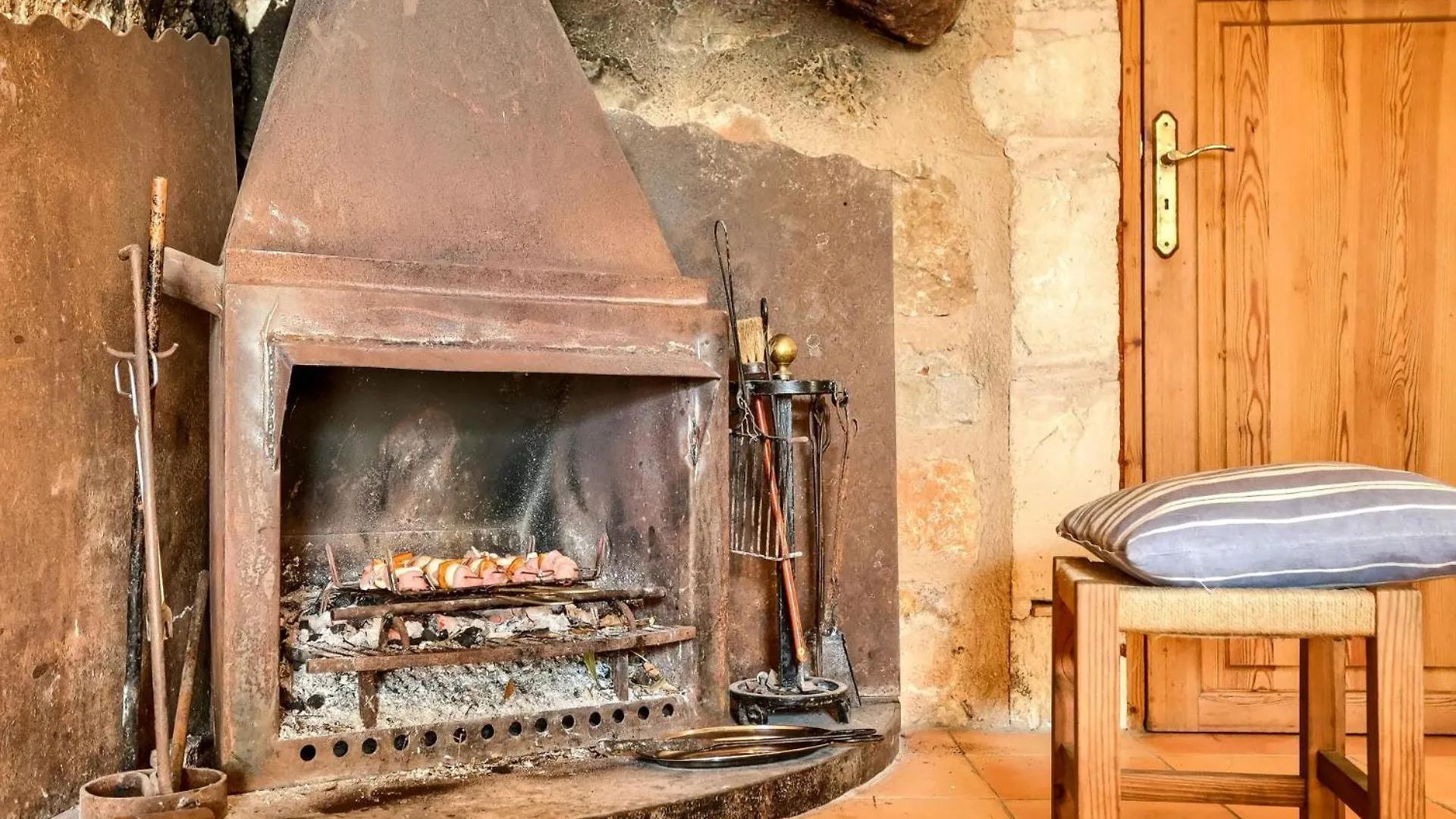 Can Monget By Rentallorca Petra  Country house Petra (Mallorca)